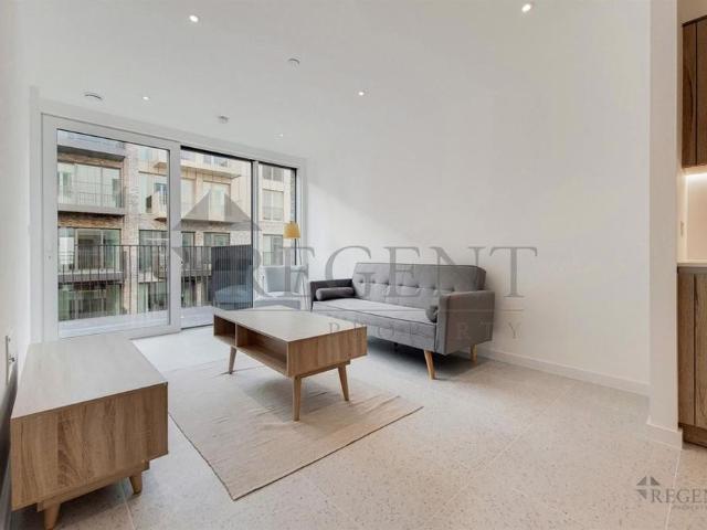 Apartment for rent in Aldgate, Greater London