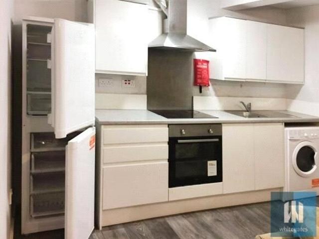 Apartment for rent in Huddersfield, West Yorkshire
