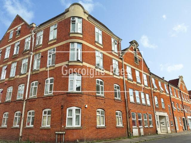 Flat for rent in North Town, Aldershot