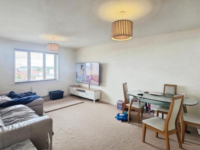 Apartment for rent in Farnborough, Hampshire
