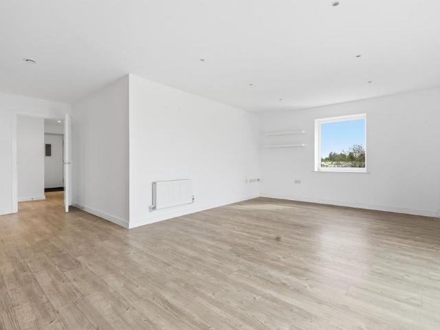 Apartment for rent in Broxbourne, Hertfordshire