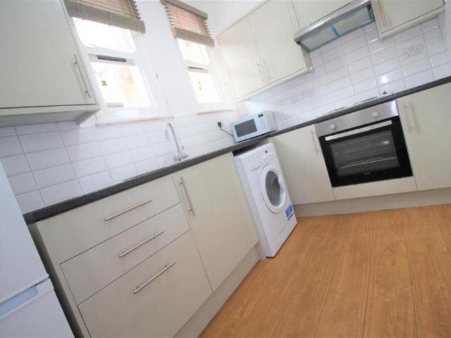 Flat for rent in Highfields, Old Wharf
