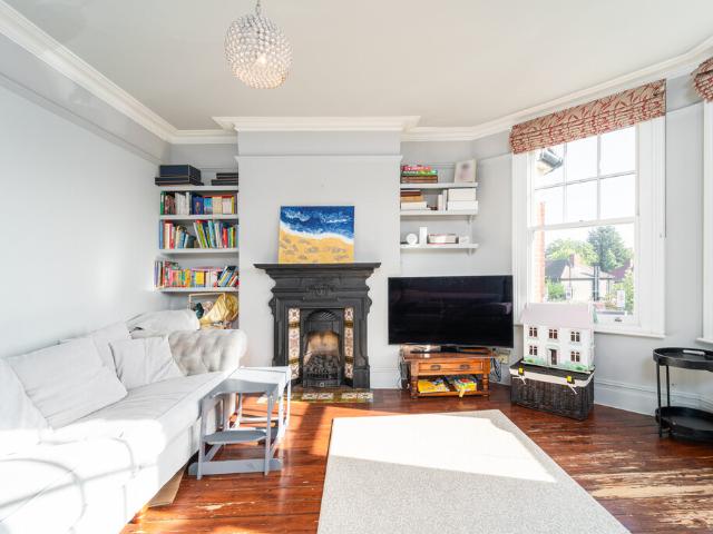 Apartment for rent in Hornsey, Greater London