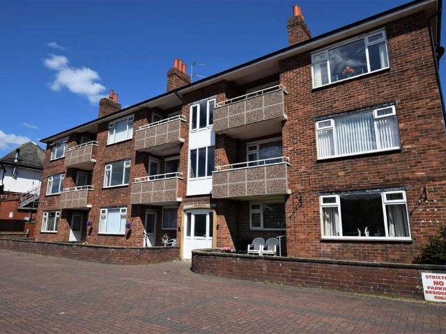 Flat for rent in Squires Gate, Blackpool