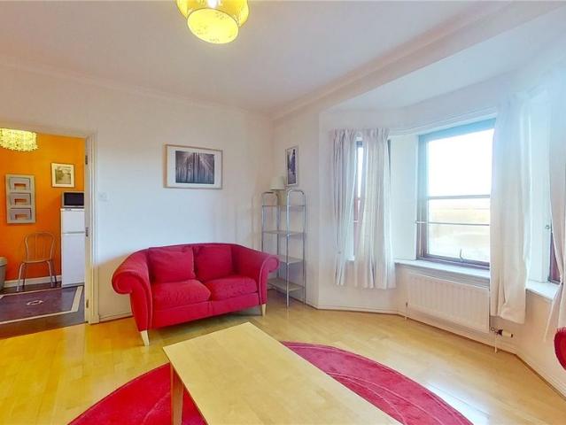 Apartment for rent in North Woodside, Scotland
