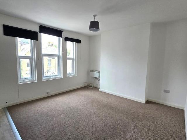Apartment for rent in Chilton, Acol