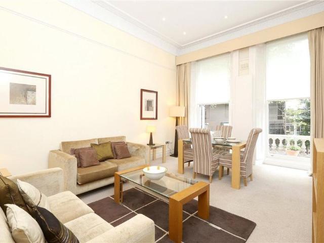 Apartment for rent in South Kensington, Greater London