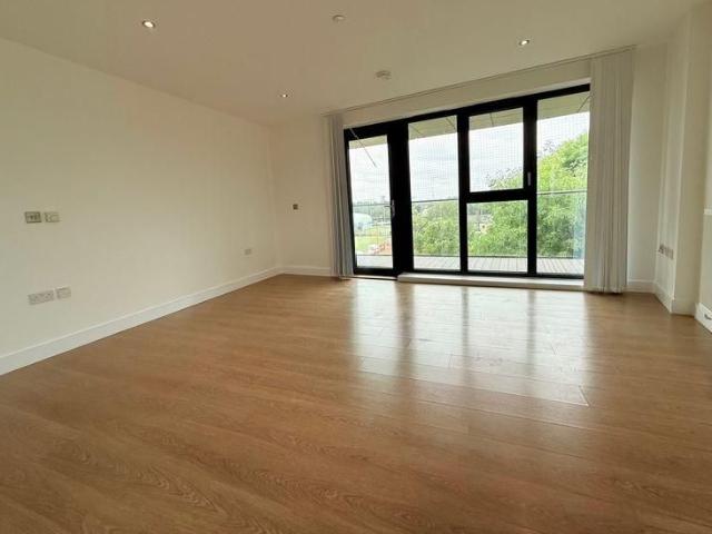 Apartment for rent in Hillview, Surrey