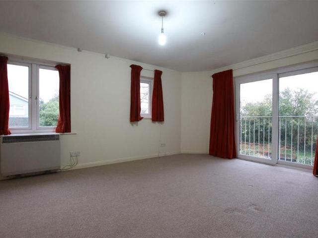 Apartment for rent in Chichester