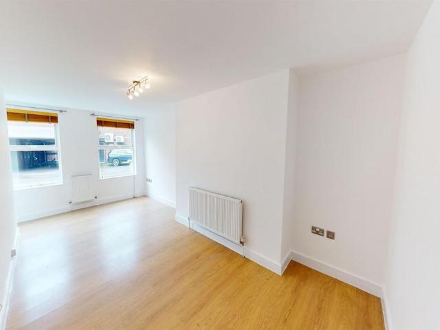 Apartment for rent in Epping, Essex