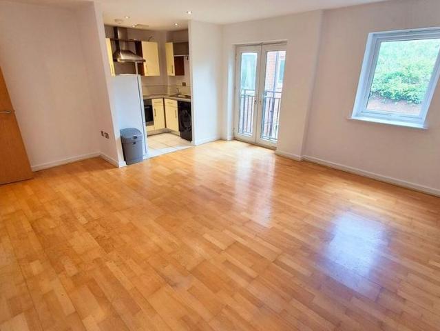 Apartment for rent in Knighton Fields, Leicester