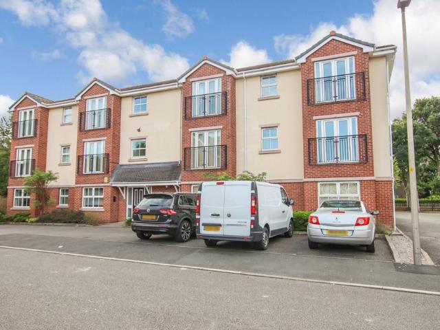Flat for rent in Lowton St Mary's, Wigan