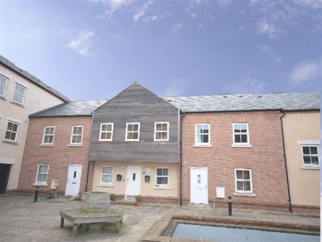 Flat for rent in Aylesbury, Coldharbour