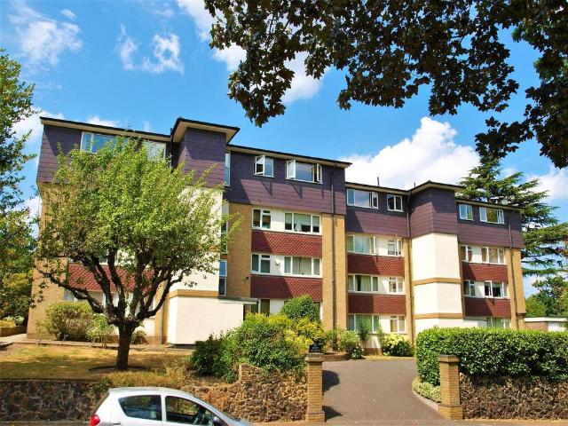 Flat for rent in Shortlands, Shortlands