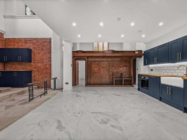 Apartment for rent in Shooters Hill, Greater London