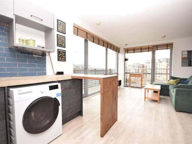 Apartment for rent in Steander, Leeds