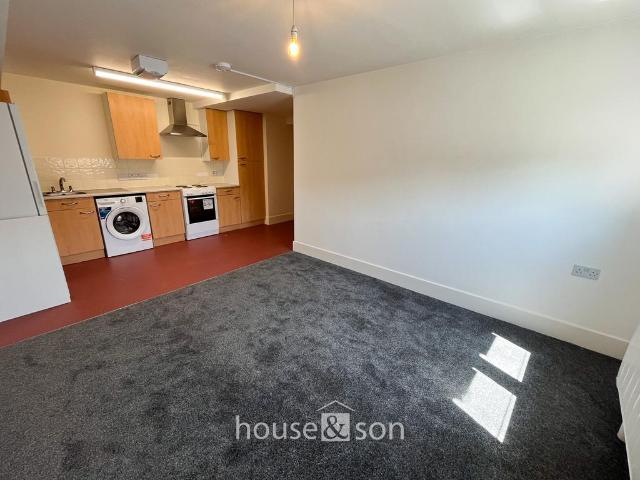 Flat for rent in Talbot Village, Bournemouth