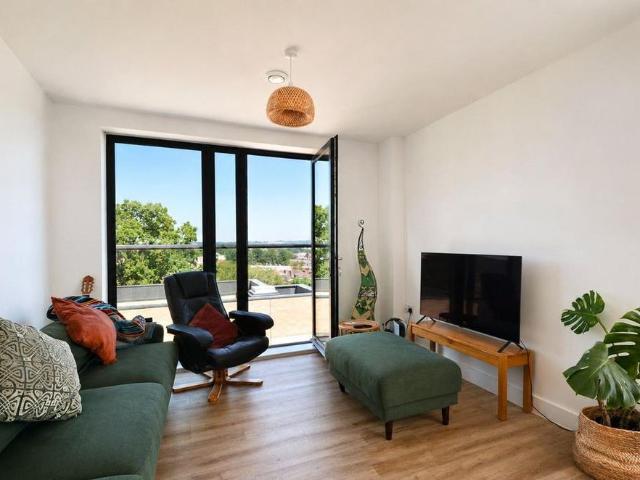 Apartment for rent in Somerset