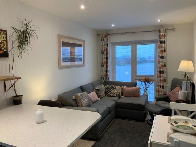 Apartment for rent in Barry Island, Barry