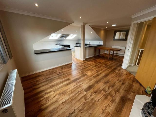 Apartment for rent in Clayhall, Middlecroft