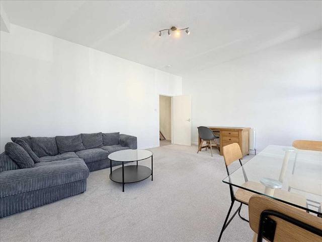 Apartment for rent in Greenbank, Mount Wise