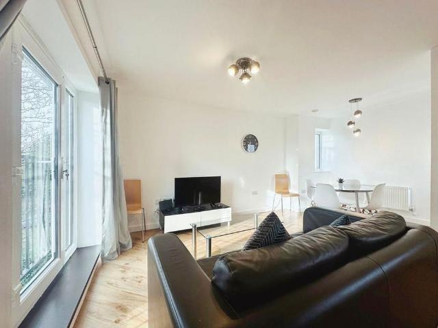 Apartment for rent in Slough