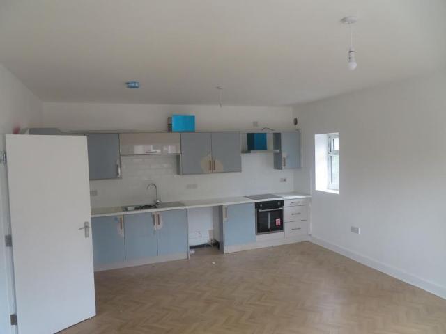 Apartment for rent in Burnedge, Greater Manchester