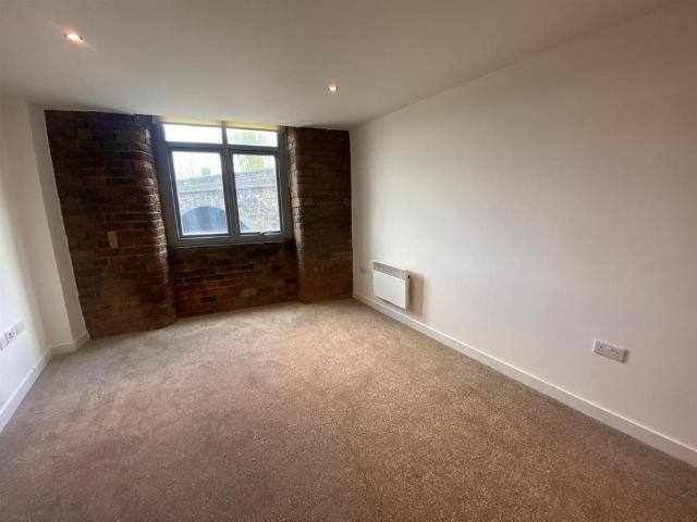Apartment for rent in Elland, Calderdale
