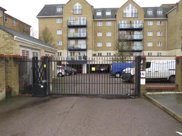 Flat for rent in Broxbourne, Isle Of Man