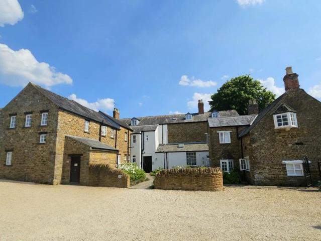 Flat for rent in Middleton Cheney, Northamptonshire