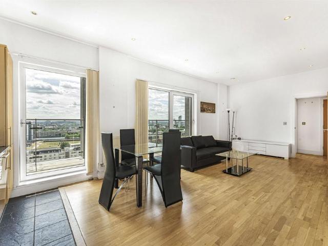 Flat for rent in Isle Of Dogs, Greater London
