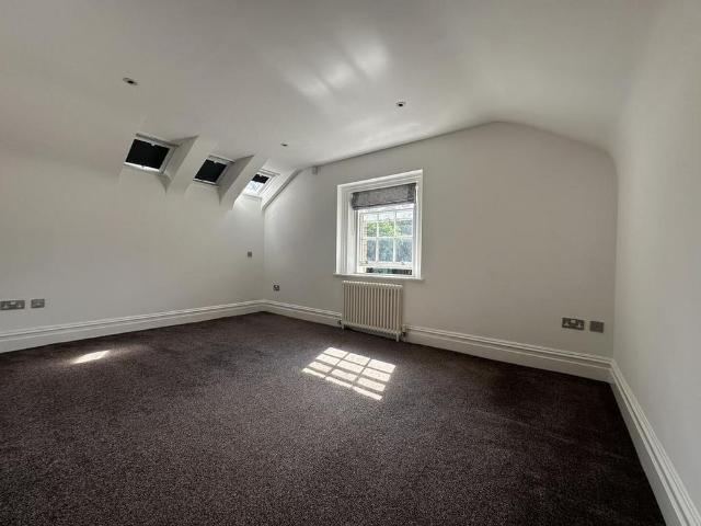 Apartment for rent in Heswall, Wirral