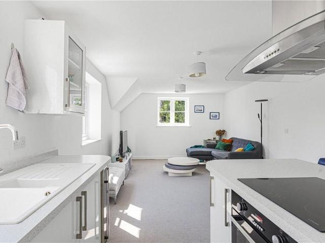 Apartment for rent in Harcourt Hill, Dromore