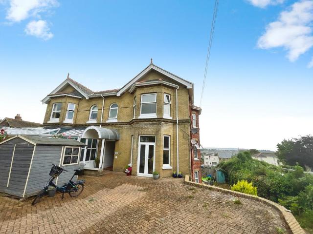 Flat for rent in Shanklin, Lower Hyde