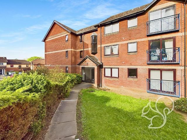 Flat for rent in Myland, Fordham Heath