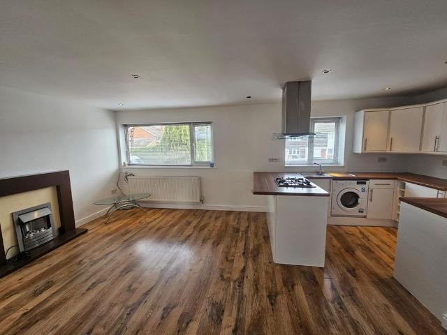 Apartment for rent in Handforth, Cheshire East