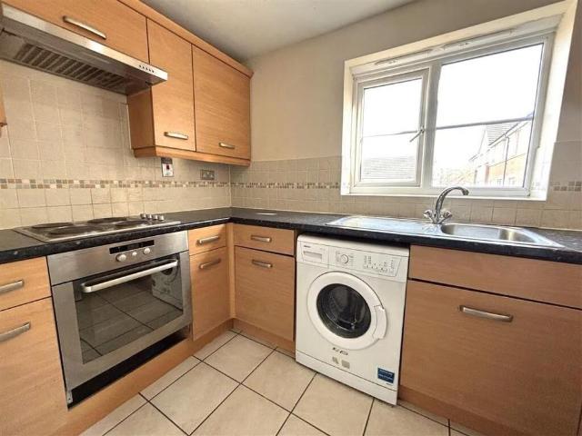 Apartment for rent in Queens Park, Bedford
