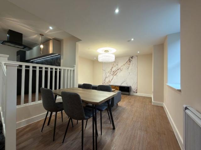 Apartment for rent in Crossflatts, West Yorkshire