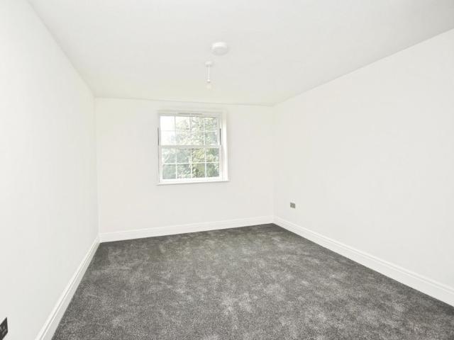 Apartment for rent in London Borough of Croydon, Purley