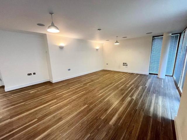 Apartment for rent in Saint George's, Netherthorpe
