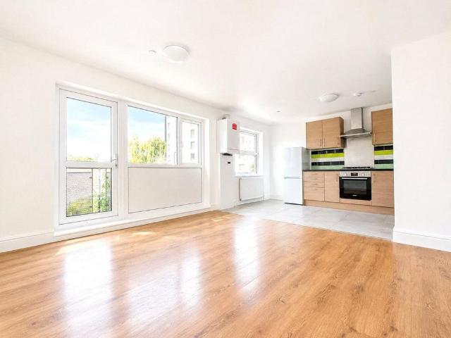 Apartment for rent in Plaistow, Greater London