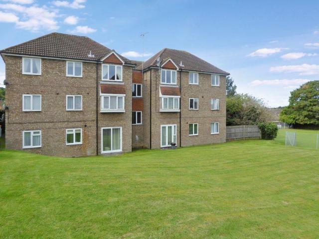 Flat for rent in Stipers Hill, Dunstable