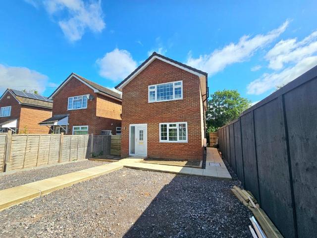 Flat for rent in Cross In Hand, East Sussex