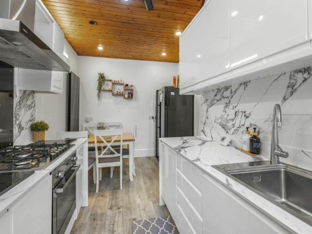 Flat for rent in Merchiston, Scotland