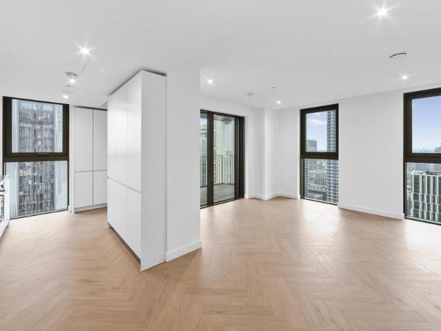 Flat for rent in Isle Of Dogs, Greater London