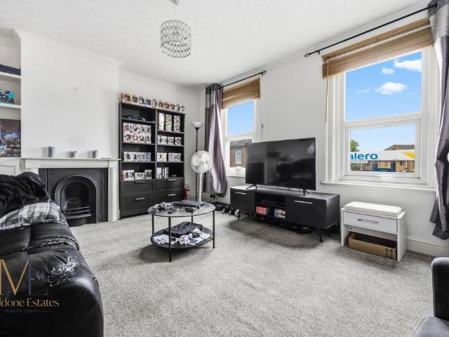 Flat for rent in Kings Farm, Hamerton