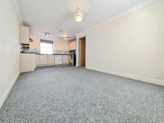 Apartment for rent in New Catton, East Bank