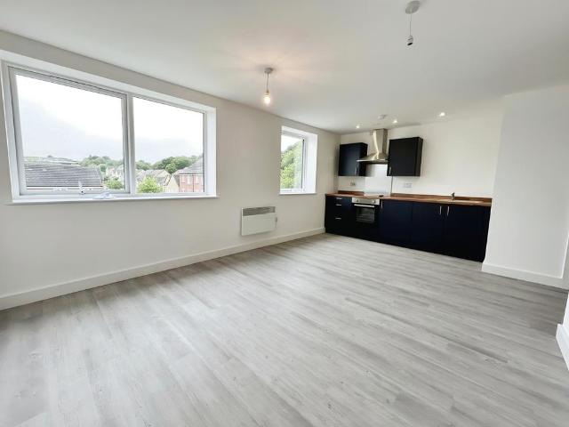 Flat for rent in Frizinghall, West Yorkshire