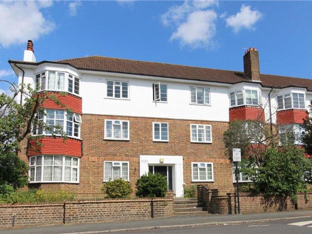 Flat for rent in Croydon, Addiscombe