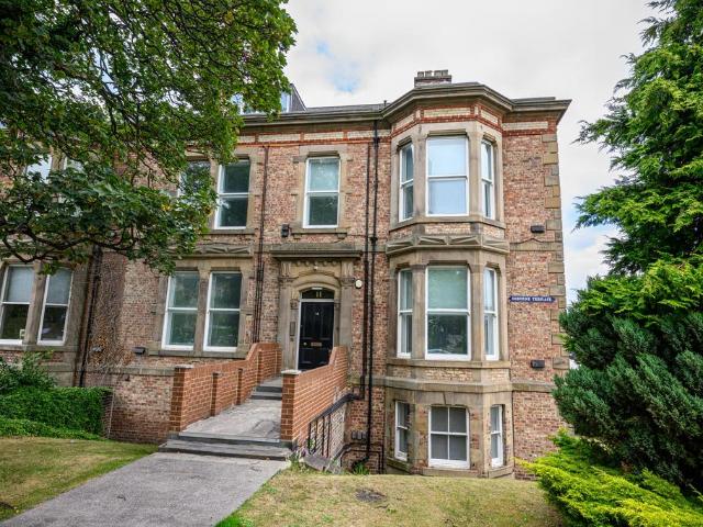 Flat for rent in Sandyford, Isle Of Man